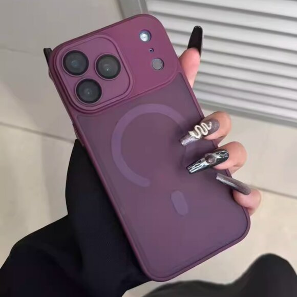 Cream iPhone16 Case - Picture 1 of 2